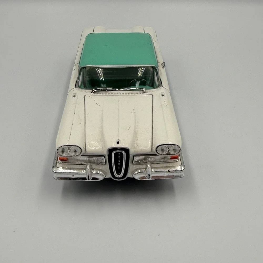 1:32 Scale 1958 Ford Edsel Citation Diecast Model by Arko Products